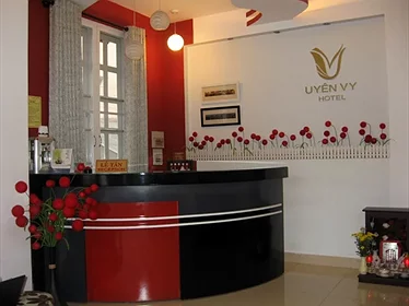 Khách sạn Uyên Vy Đà Lạt