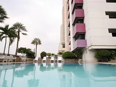 Khách sạn Baiyoke Suite Bangkok
