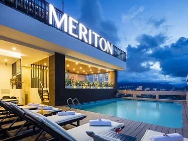 Khách sạn Meriton Nha Trang