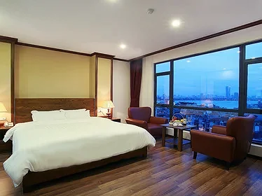 West Lake Home Hotel & Spa