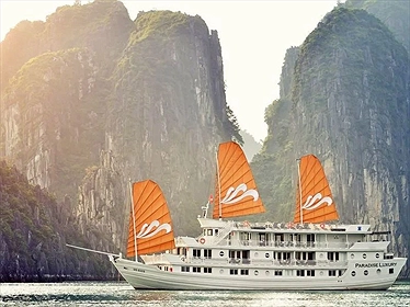 Du thuyền Paradise Luxury Sails Hạ Long