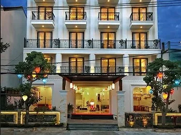 Khách sạn Uptown Hội An