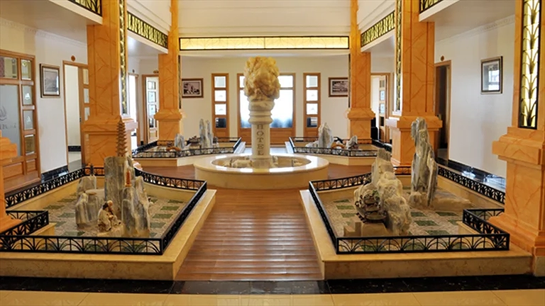 Khách sạn White Palace Thái Bình 1