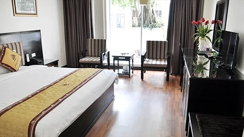 Khách sạn White Palace Thái Bình 1