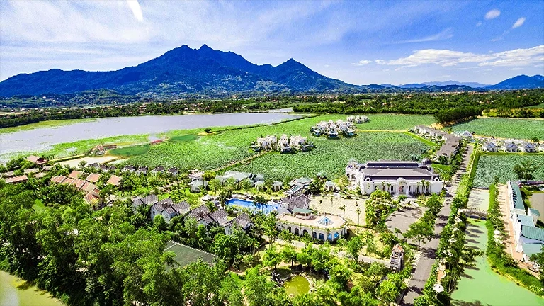 Toàn cảnh khu nghỉ dưỡng từ trên cao