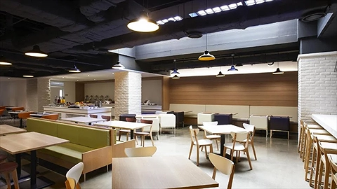 Không gian nhà hàng