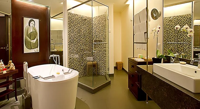 Nhà vệ sinh tiện nghi