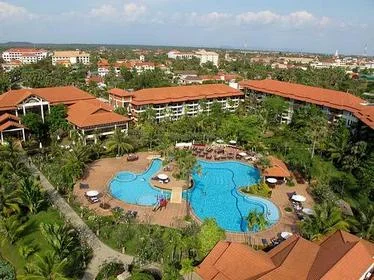 Grand Soluxe Angkor Palace Resort & Spa Siem Reap