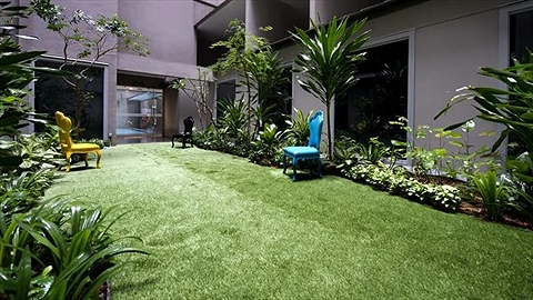 Khu vườn trong khuôn viên khách sạn