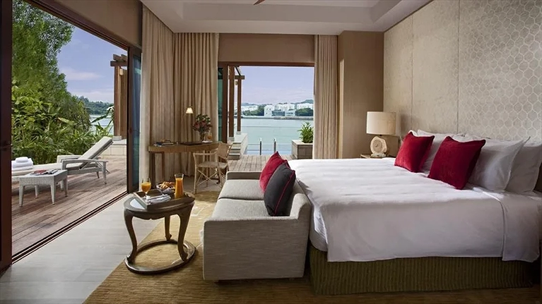 Tận hưởng cảnh thiên nhiên thơ mộng