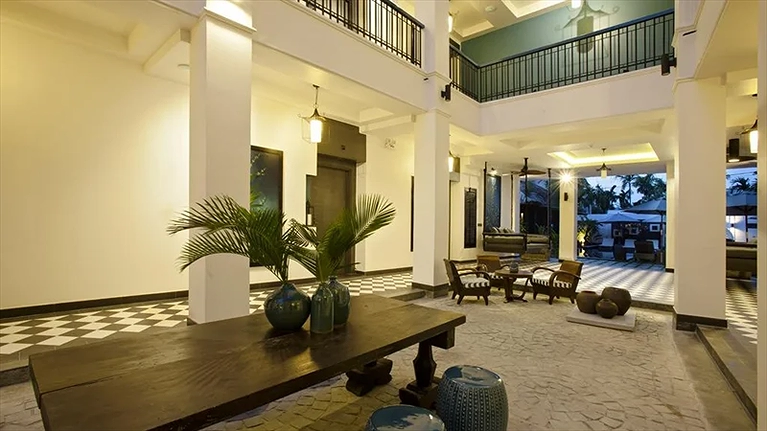 Khuôn viên bên trong Maison Vy