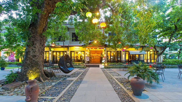 Nhà hàng Indochine Corner