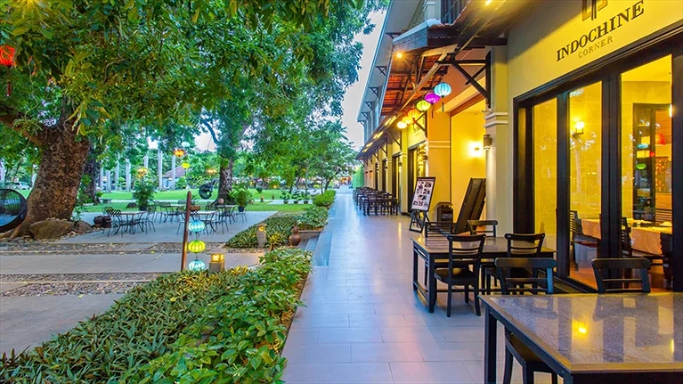 Nhà hàng Indochine Corner