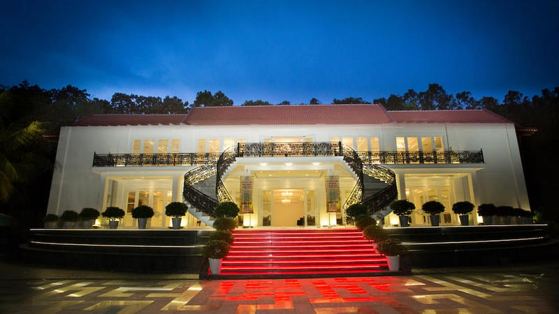 Royal Hotel & Healthcare Resort Quy Nhơn