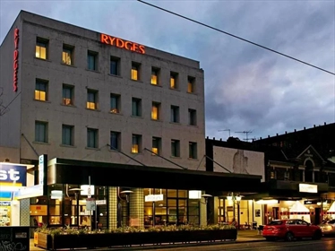 Khách sạn Rydges St Kilda