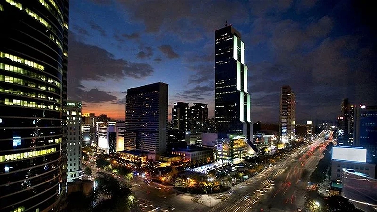 /