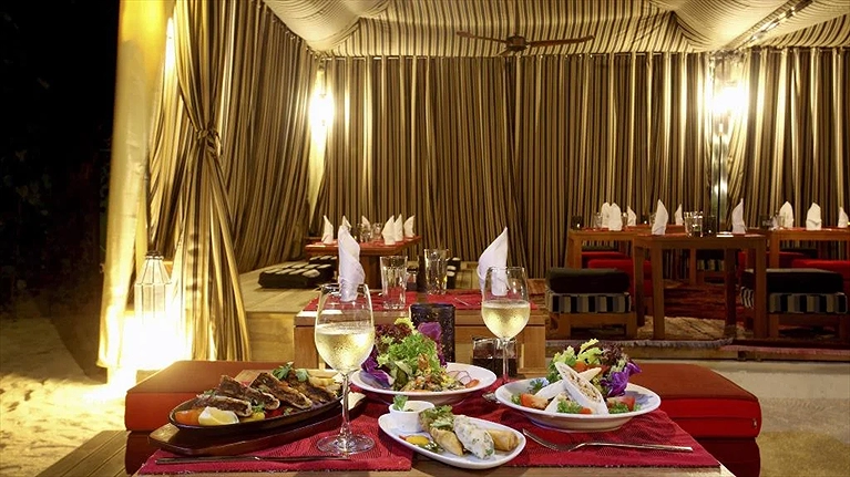 Bữa tối thịnh soạn và ấn tượng