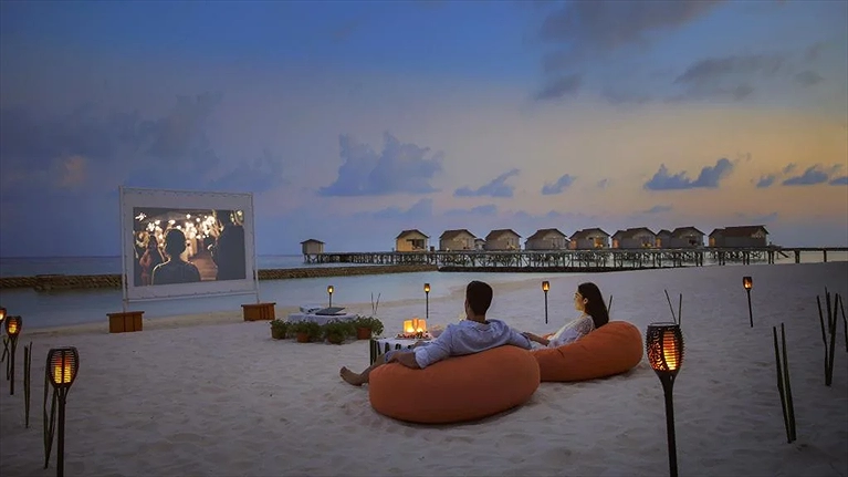 Thưởng thức một bộ phim bên biển để lại kỷ niệm đáng nhớ
