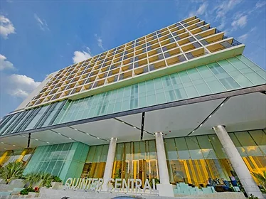 Khách sạn Quinter Central Nha Trang