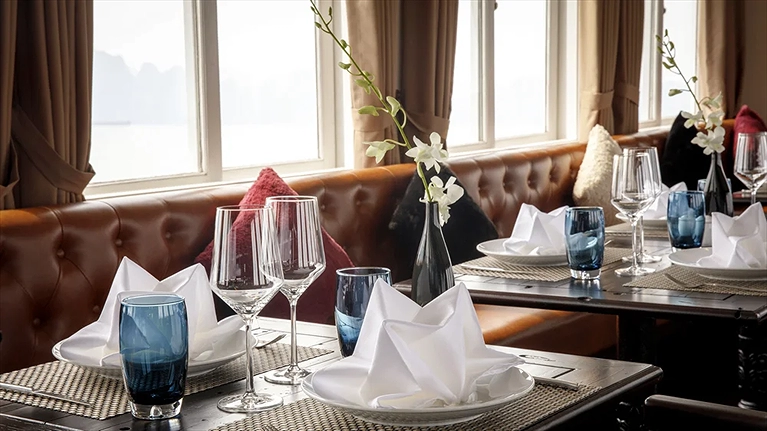 Du thuyền Paradise Explorer