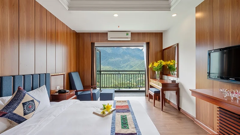 Superior Moutain View