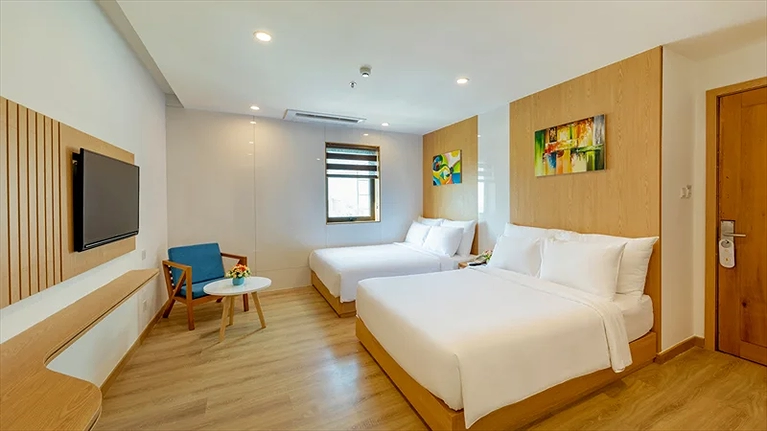 Deluxe Family hướng thành phố