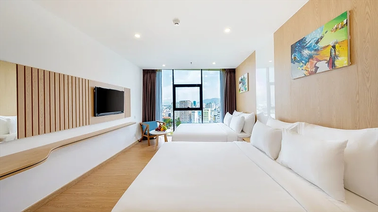 Premium Gold Twin hướng biển và thành phố