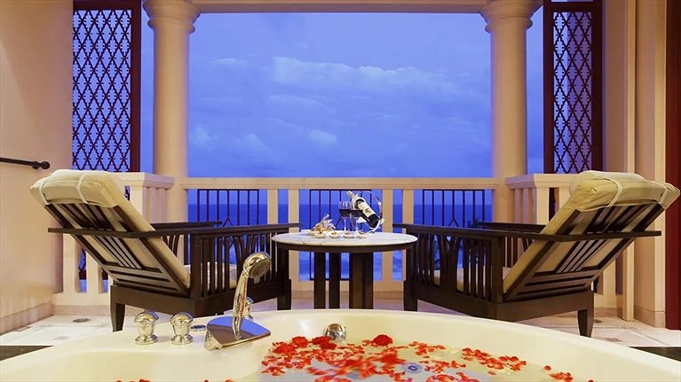 Spa Deluxe Ocean Facing