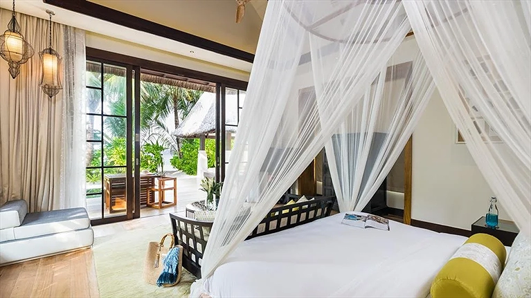 Two Bedroom Beach Villa with Pool Sunrise