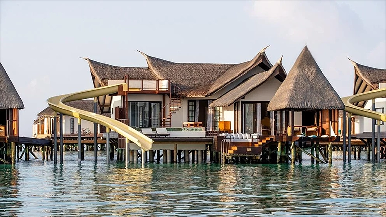 Infinity Pool Ocean Villa with Slide