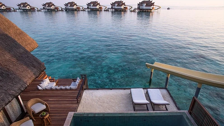 Infinity Pool Ocean Villa with Slide