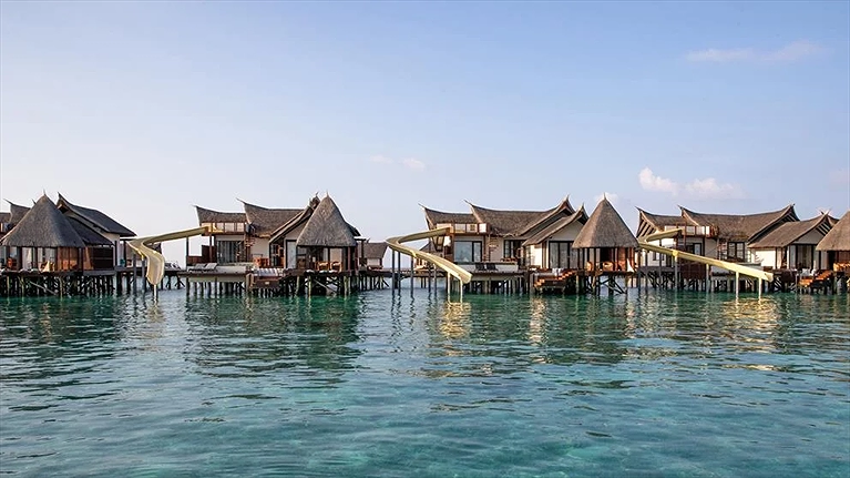 Infinity Pool Ocean Villa with Slide