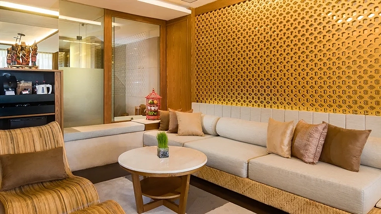 Anantara Pool Access Suite