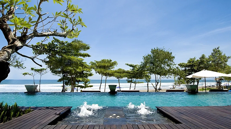 Infinity Pool