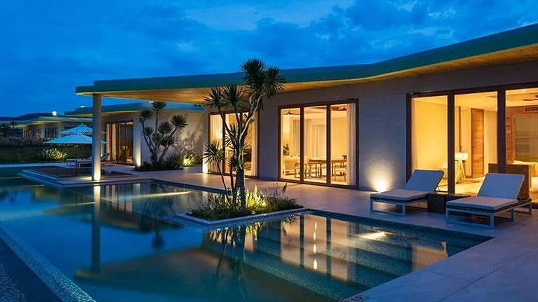 Villa 3 Bedrooms với hồ bơi riêng hướng biển