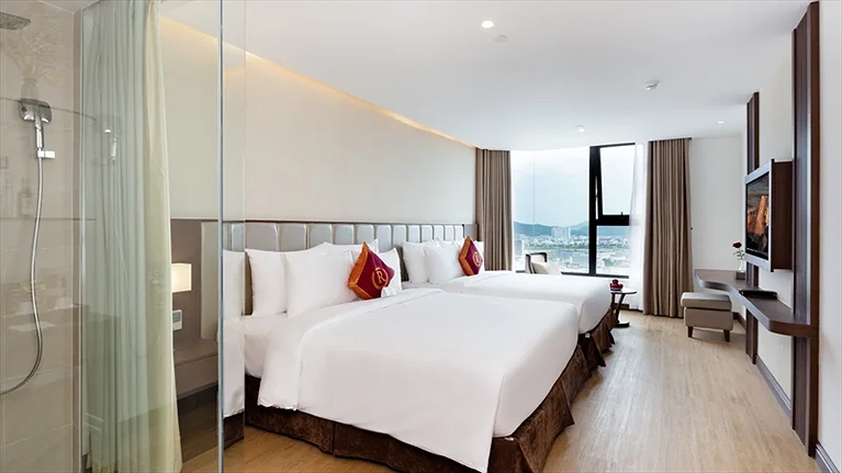 Family Partial Sea View