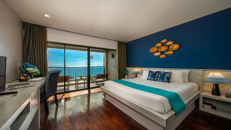 Premium Deluxe Ocean Facing