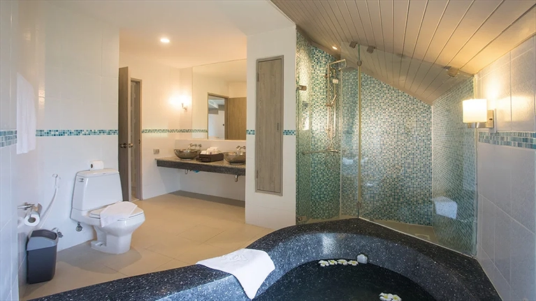 Premium Deluxe Suite