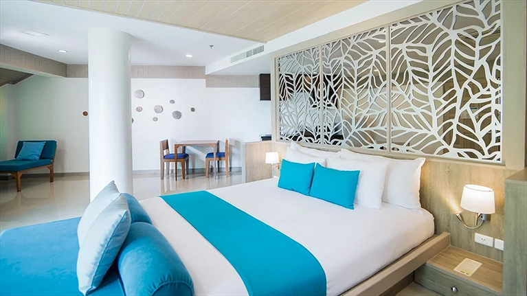 Premium Deluxe Suite