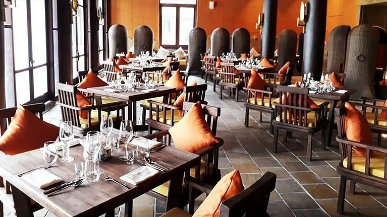 Nhà hàng Thọ Quang dùng bữa sáng