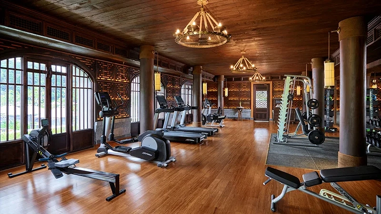 Phòng gym với trang thiết bị hiện đại