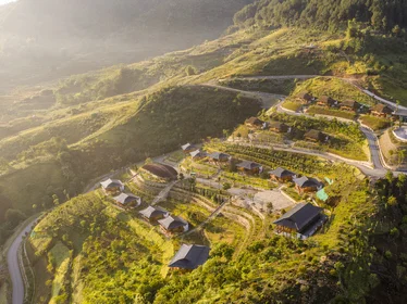 Le Champ Tú Lệ Resort Hot Spring & Spa Yên Bái