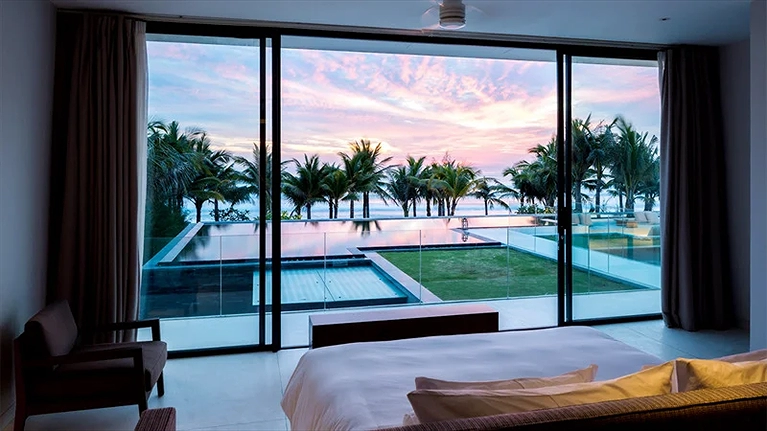 Three Bedrooms Beachfront Villa