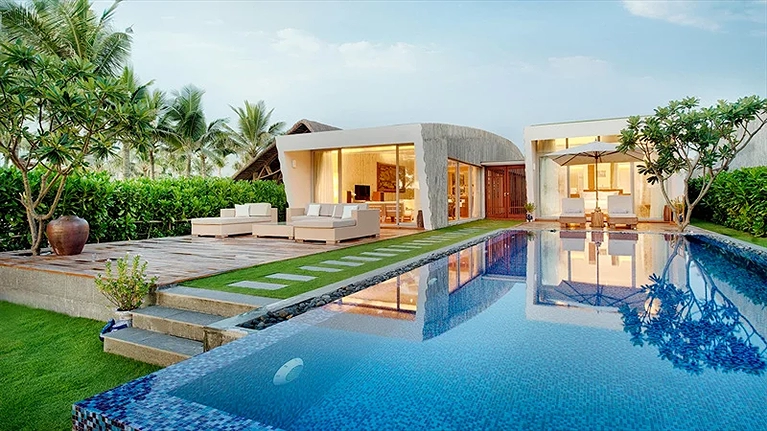 Three Bedrooms Beachfront Villa