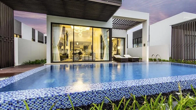 Villa với hồ bơi riêng