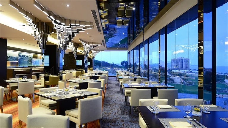 Nhà hàng Infinity (Khu Golf)