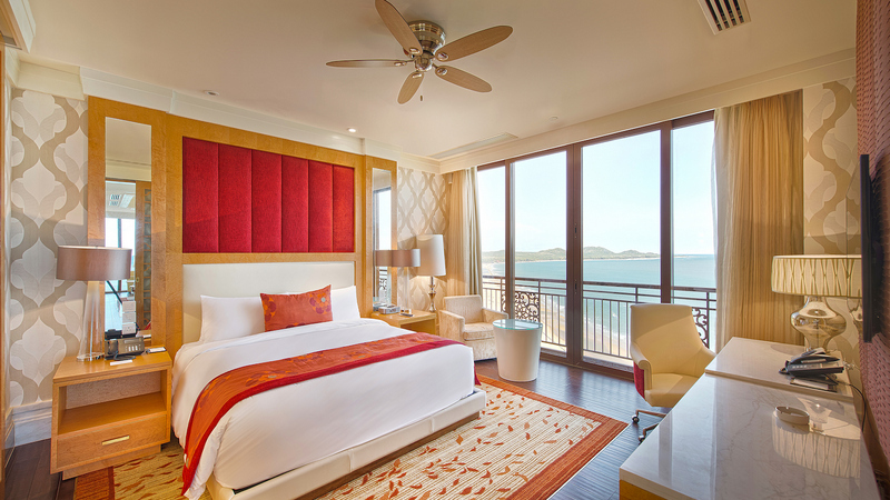 Khách Sạn Intercontinental Grand Hồ Tràm - Tiết Kiệm Đến 30%