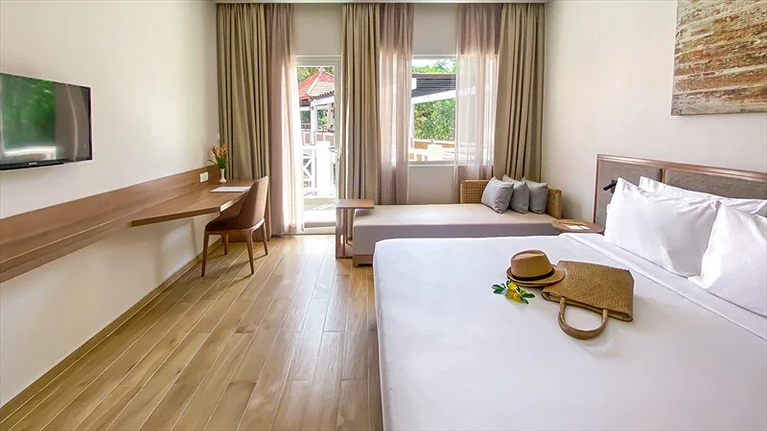 Premium Wooden Deluxe