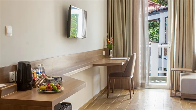 Premium Wooden Deluxe