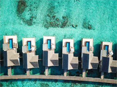 Fairmont Maldives, Sirru Fen Fushi